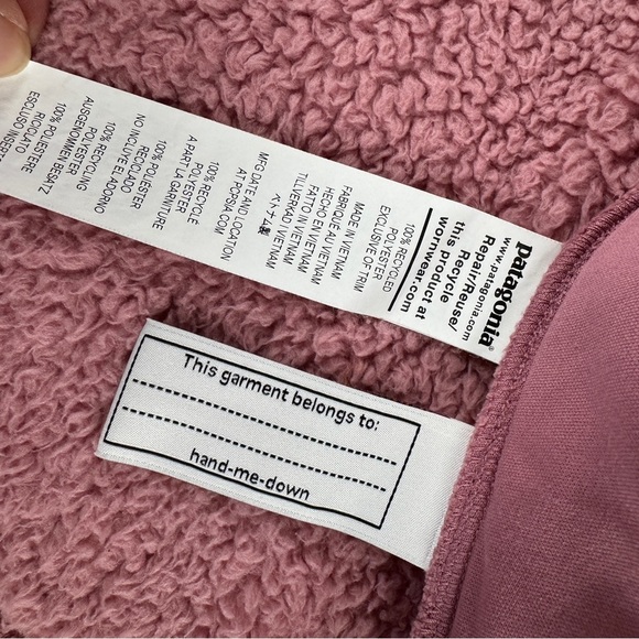 Patagonia Soft Pink Sherpa Vest - Picture 9 of 11